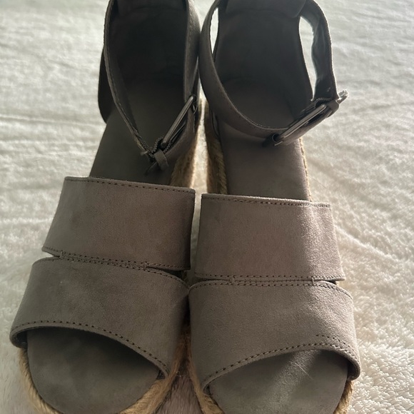 Universal Thread Caroline Espadrille Wedge - Picture 5 of 6